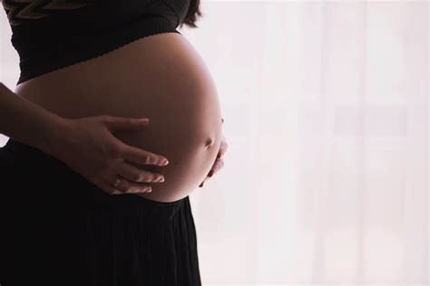 Tehotenstvo a dojčenie s implantátmi