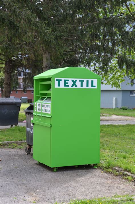 Kontajner na zber textilu