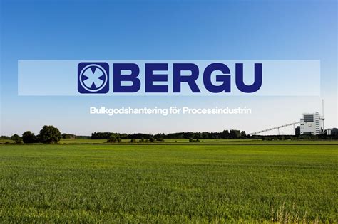 Utečenci v tábore v Bergu pripravujú jedlo