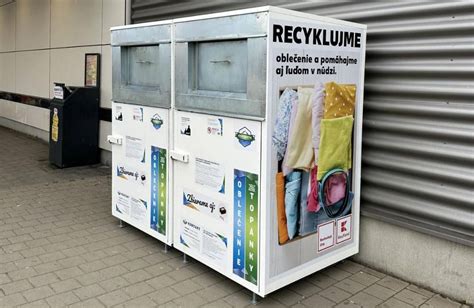 Použité oblečenie pripravené na recykláciu
