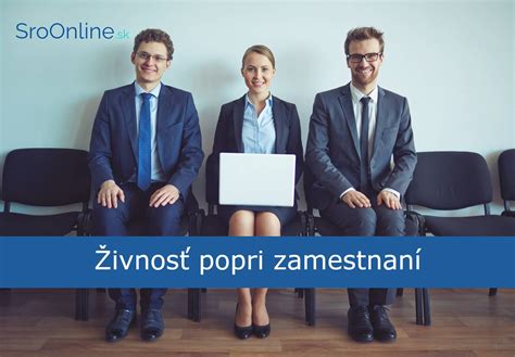 Osoba pracujúca na notebooku, symbolizujúca podnikanie popri zamestnaní