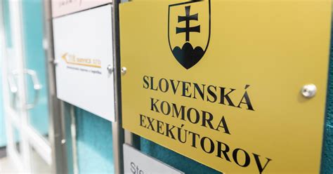 Logo Slovenskej komory exekútorov