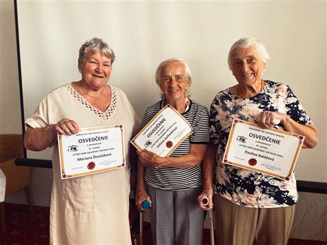 Seniori zapojení do tvorivých aktivít a medzigeneračného vzdelávania
