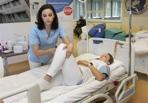 Schéma polohovania pacienta na prevenciu dekubitov