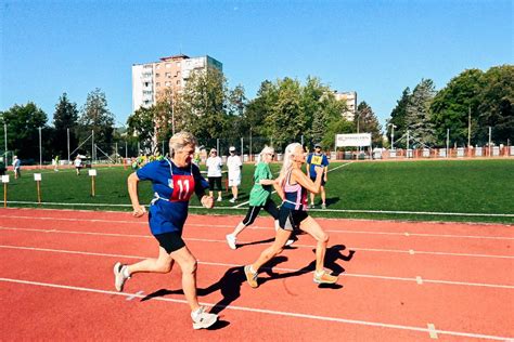 Seniori aktívne súťažiaci v rôznych športových disciplínach