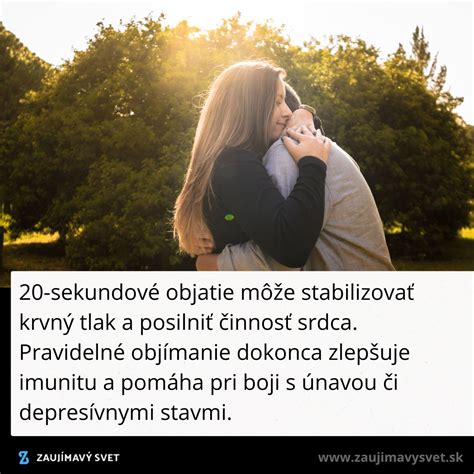 Dvojica sa rozpráva pri káve