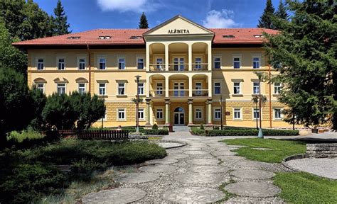 Interiér liečebného domu Alžbeta v štýle Sisi