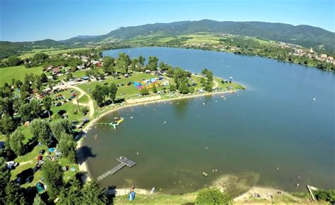 Pohľad na Priehradu Nitrianske Rudno a okolitú prírodu