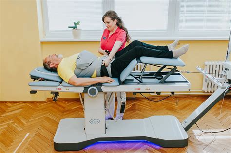 Dekompresný trakčný stôl BTL SPINAL DECOMPRESSION