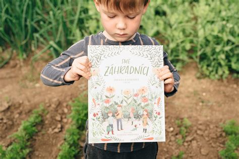 Deti pracujúce v záhrade