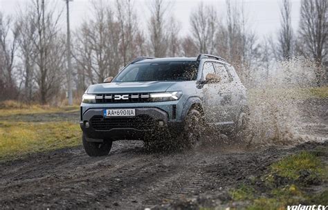 Dacia Duster v teréne