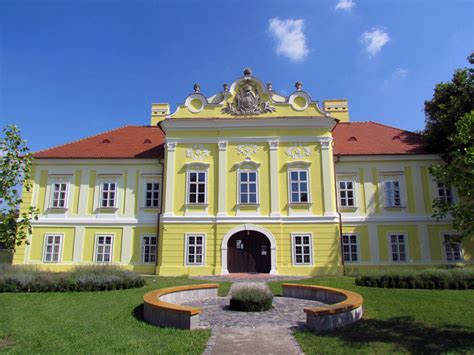 budova kaštieľa v Horných Obdokovciach