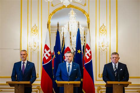 Ilustrácia seniorov pri spoločnom obede