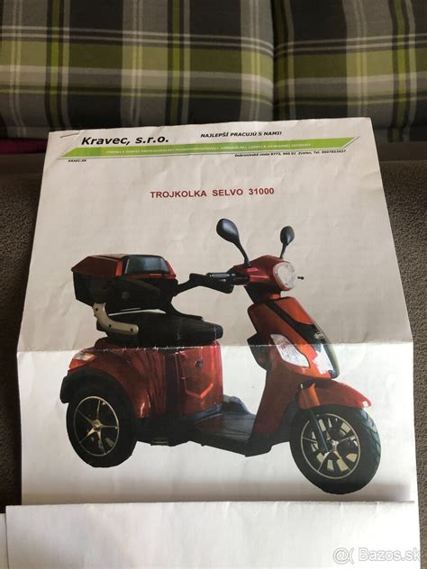 Trojkolesový elektrický vozík pre seniorov