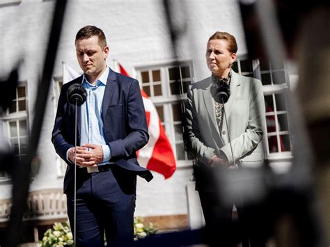Rodina diskutuje o možnostiach ošetrovateľského domu