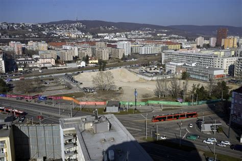 Porovnávacia grafika výšok príspevkov v bratislavských mestských častiach