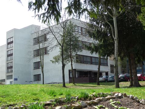 Kontaktné údaje úradov pomoci rodinám a deťom v Považskej Bystrici