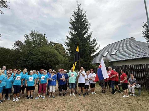 Fotografia seniorov súťažiacich v atletike na predošlých športových hrách