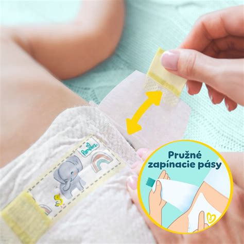 Obrázok rôznych druhov plienok a detskej výbavy