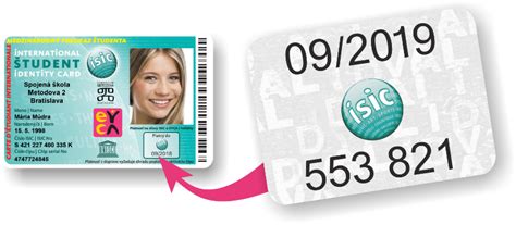 Preukaz žiaka s logom ISIC a dopravnou kartou