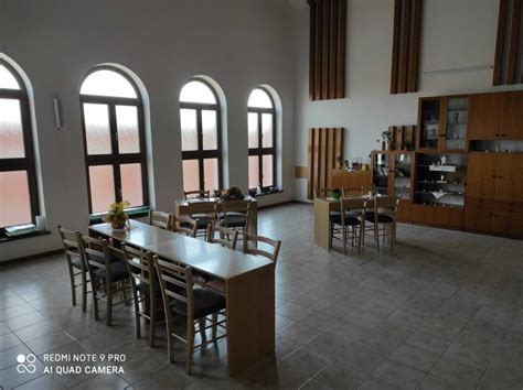 Interiér zariadenia pre seniorov - spoločenská miestnosť