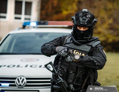 Fotografia: Policajt v akcii