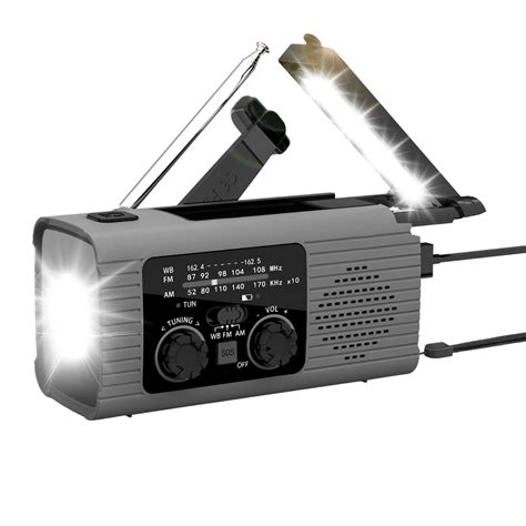 Svietidlo a FM rádio na tlačidlovom telefóne