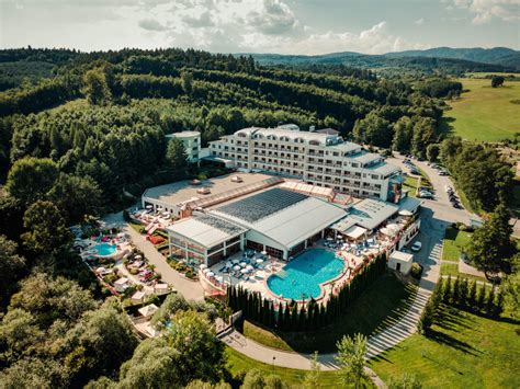 Wellness & Spa Hotel Kaskady ****