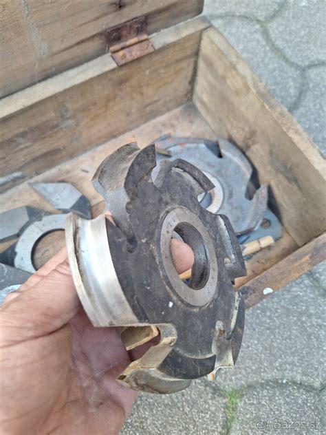 Ilustrácia rôznych druhov príjmov