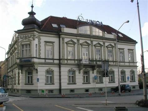 Budova ÚPSVaR Trenčín