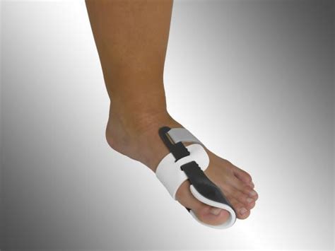 Nočná dlaha na Hallux Valgus