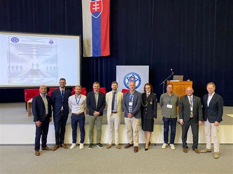 Účastníci medzinárodnej konferencie