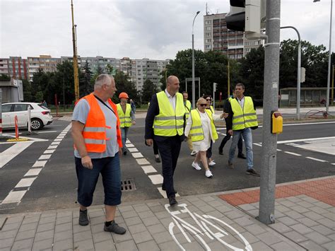 kontrolná činnosť polície pri parkovacích miestach