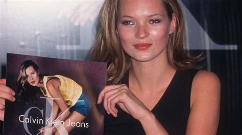 Kontroverzná reklama Kate Moss pre Calvin Klein