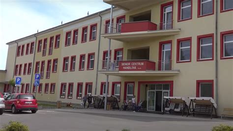 Pohľad na Senior centrum Svätej Kataríny v Handlovej