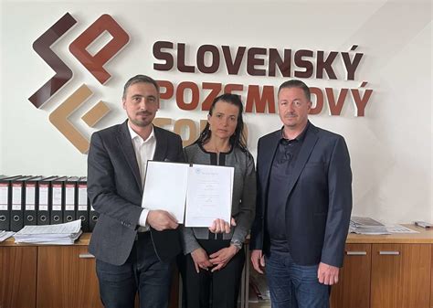 Proces podávania a schvaľovania žiadostí o príspevok