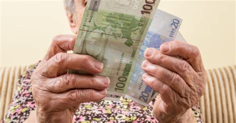Dôchodcovia na spoločenskej akcii JDS