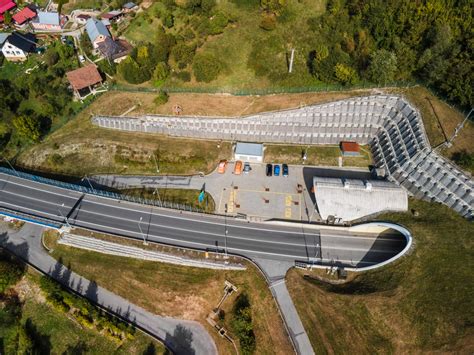 Výstavba diaľnic na Slovensku