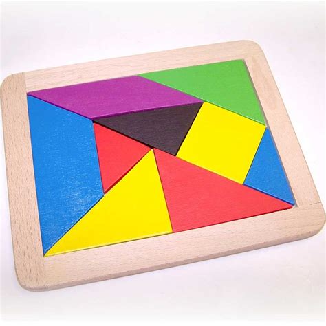 Tangram hlavolam s možnými riešeniami
