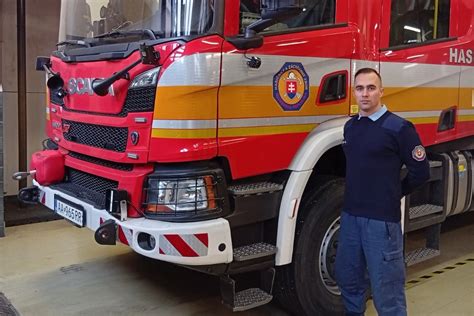 Policajt, vojak a hasič pri výkone služby