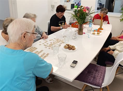 Domov pre seniorov so zdravotným personálom