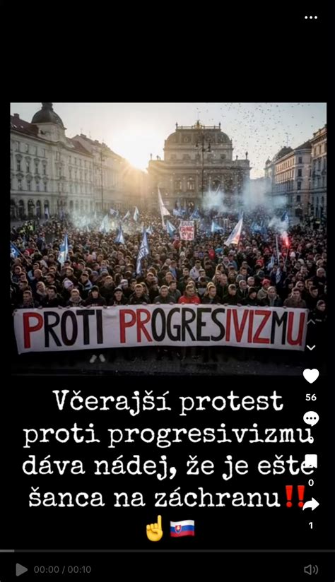 Fotografia z protestu študentov proti spoplatneniu