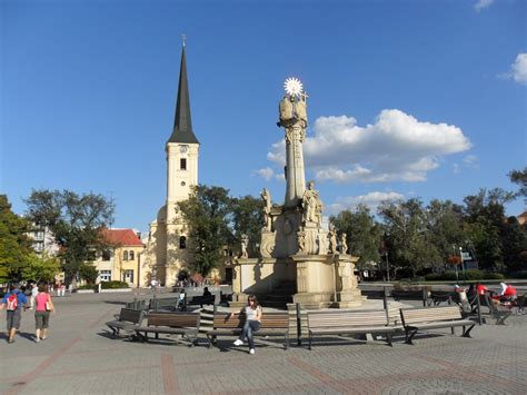Mapa pracovísk ÚPSVaR v okrese Nové Zámky