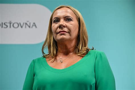 Ľubica Vavrová riaditeľka ÚPSVaR Piešťany