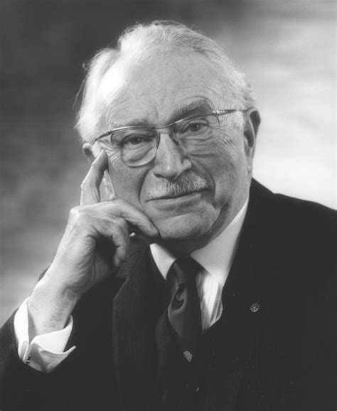 Ludwig Guttmann a paralympijskí športovci