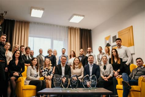 Kontakty na poskytovateľov opatrovateľských služieb
