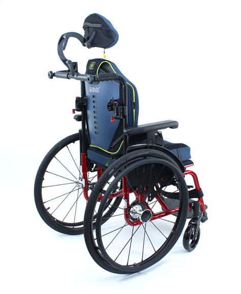 Obrázok: Rôzne typy mechanických invalidných vozíkov.