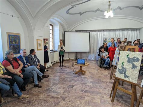 Fotografia interiéru Charitného domu sv. Rafaela s klientmi počas aktivity