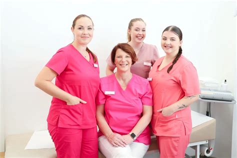 Ilustrácia sestry pracujúcej v nemocnici