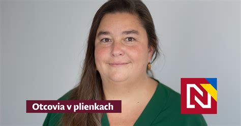 Ošetrovateľka pomáha staršej žene